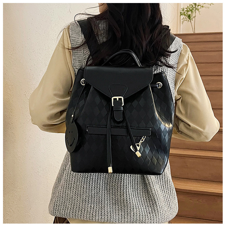 Women’s Stylish Crossbody Shoulder Bag for Ladies – PU Leather Fashion Handbag for Girls | Casual Mini Side Bag BD
